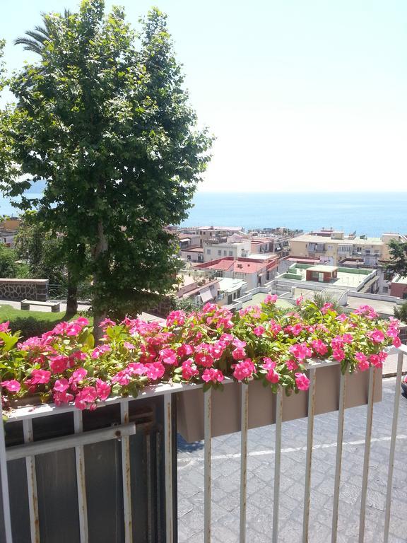 Villa Avellino Historic Residence Pozzuoli Esterno foto
