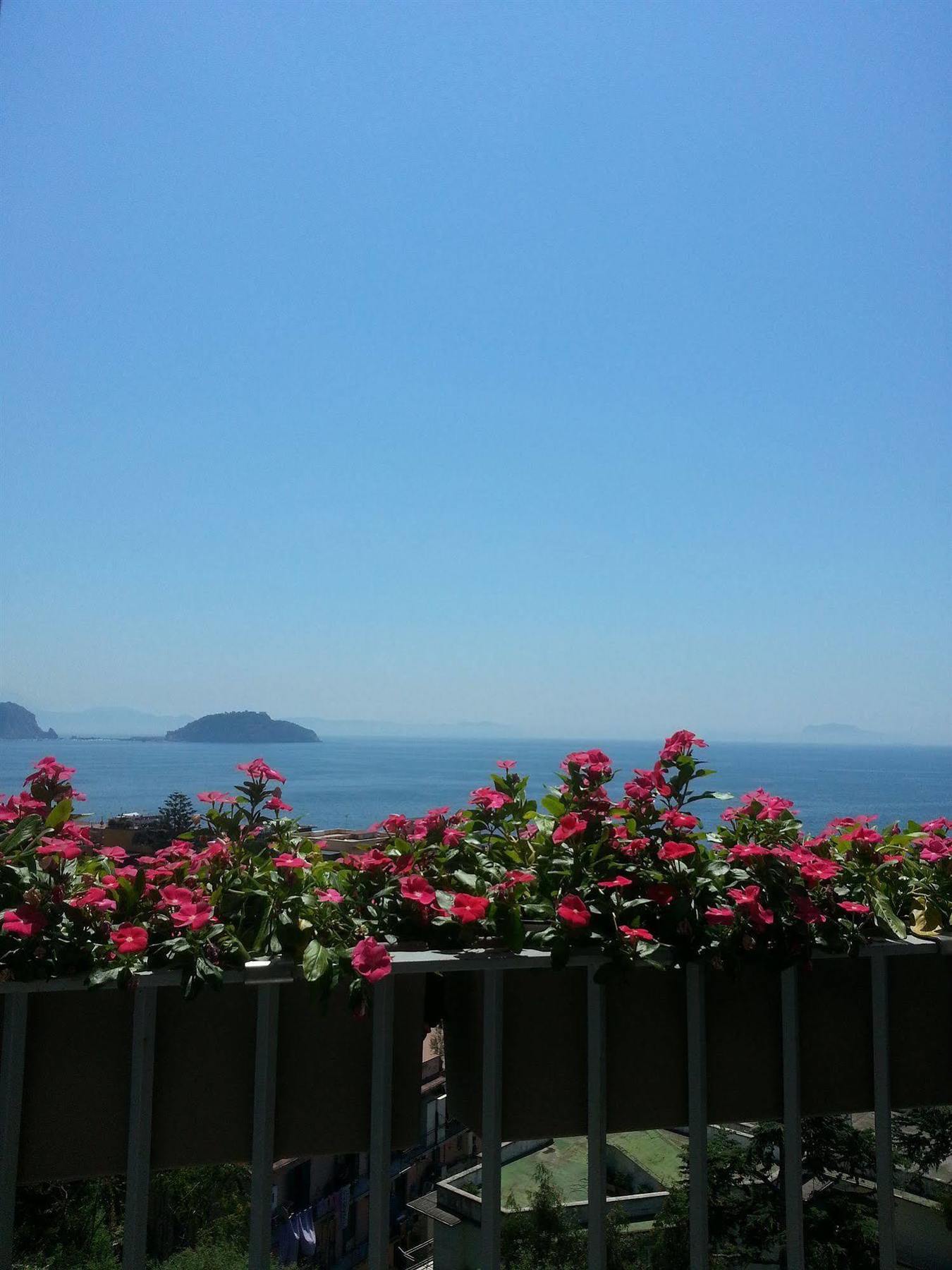 Villa Avellino Historic Residence Pozzuoli Esterno foto