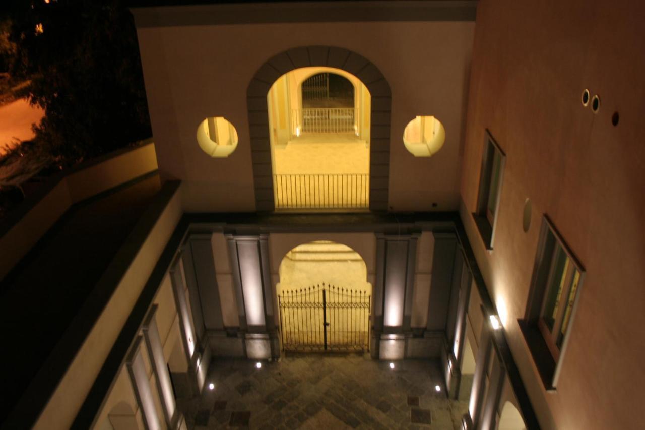 Villa Avellino Historic Residence Pozzuoli Esterno foto