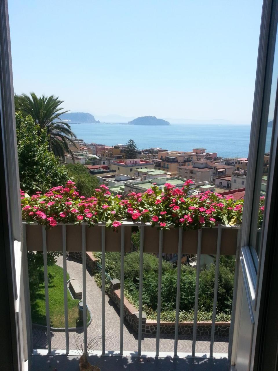 Villa Avellino Historic Residence Pozzuoli Esterno foto